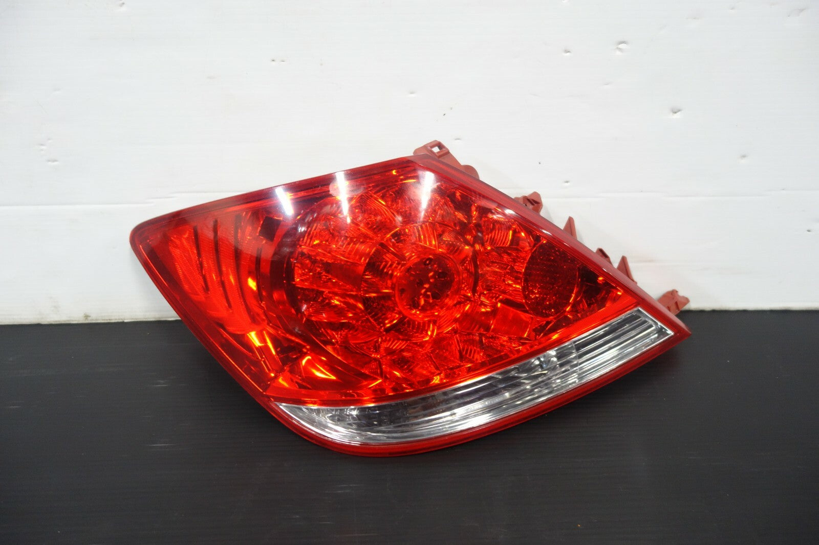 ACURA RL TAIL LIGHT LEFT SIDE TAIL LAMP LH 2005-2008 ORIGINAL Genuine OEM