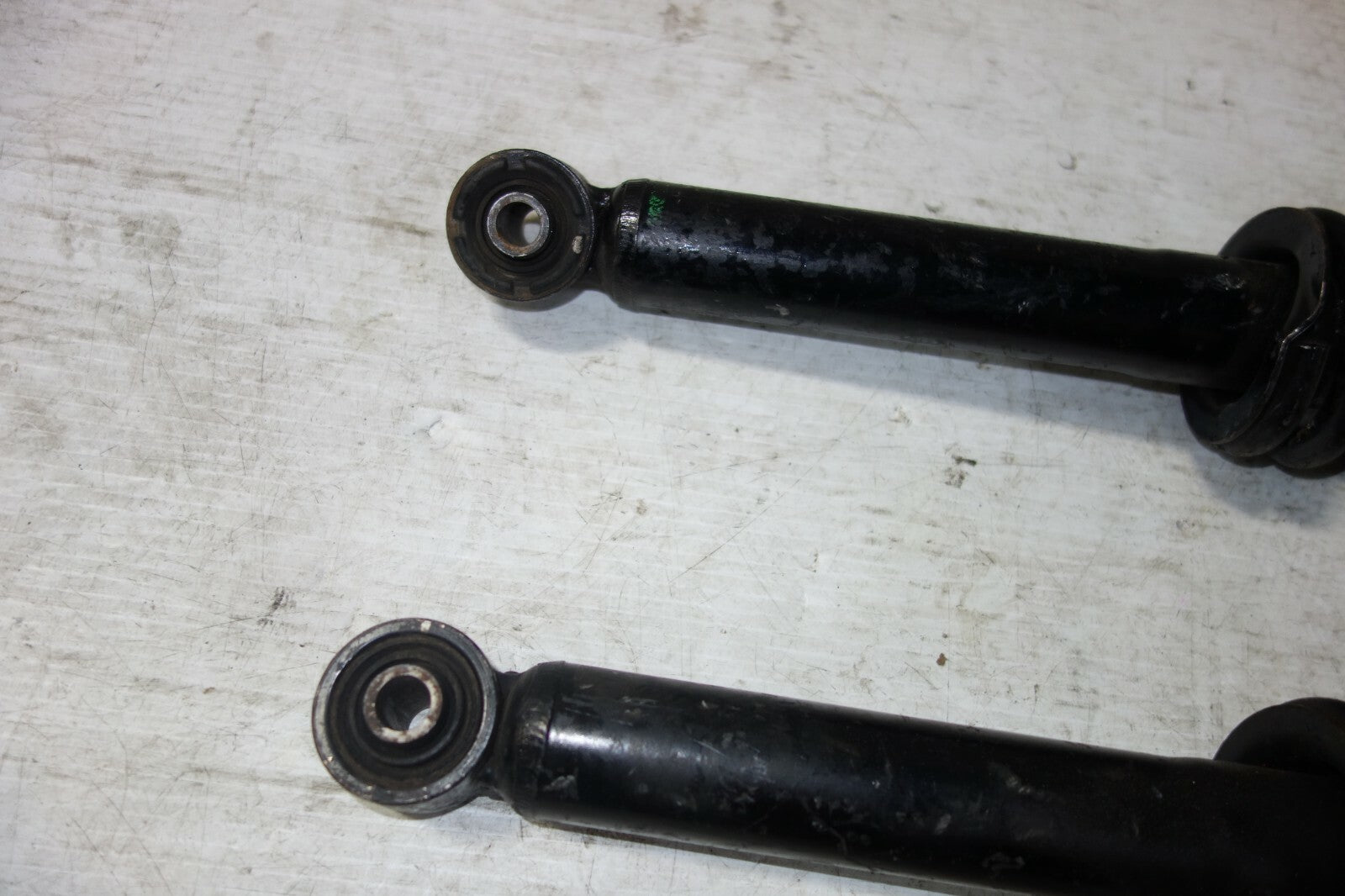 JDM Lexus GS300 / Aristo Front Shocks Struts Springs  JZS147 OEM 1991-1997