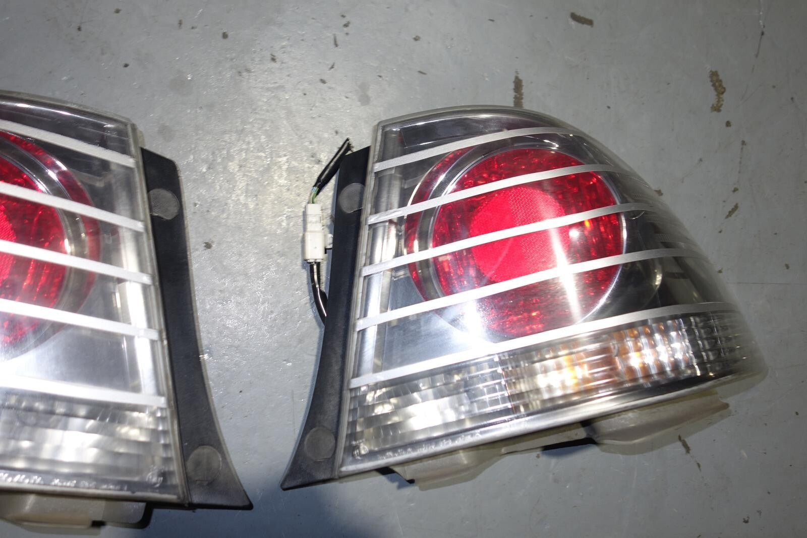 JDM LEXUS IS300 2001-2005 TAIL LIGHTS TOYOTA ALTEZZA SEX10 TAIL LAMP 2001-2005