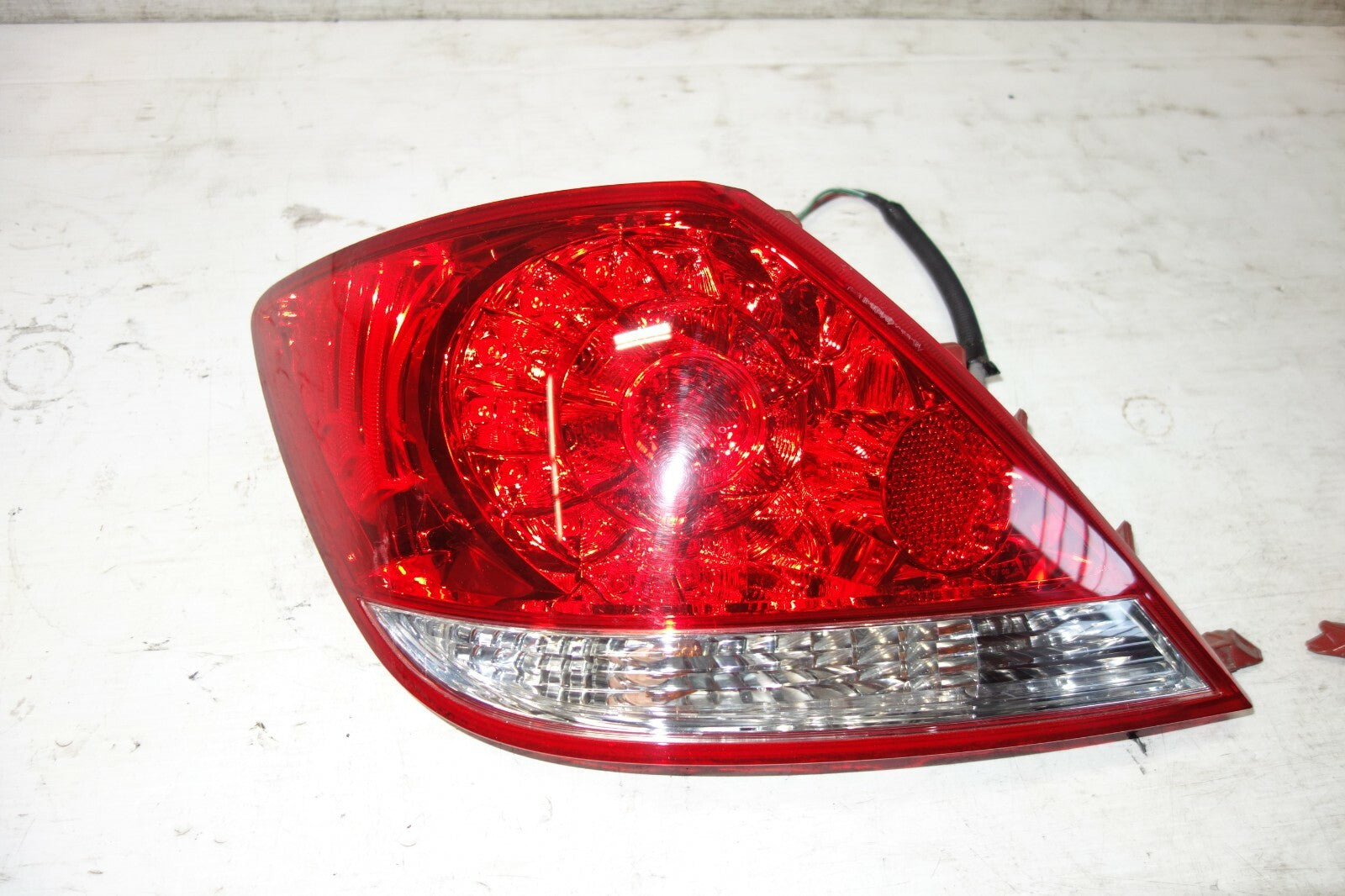 JDM ACURA RL KB1 OEM GENUINE TAIL LIGHTS PAIR TAILLIGHTS LEFT & RIGHT 2005-2008