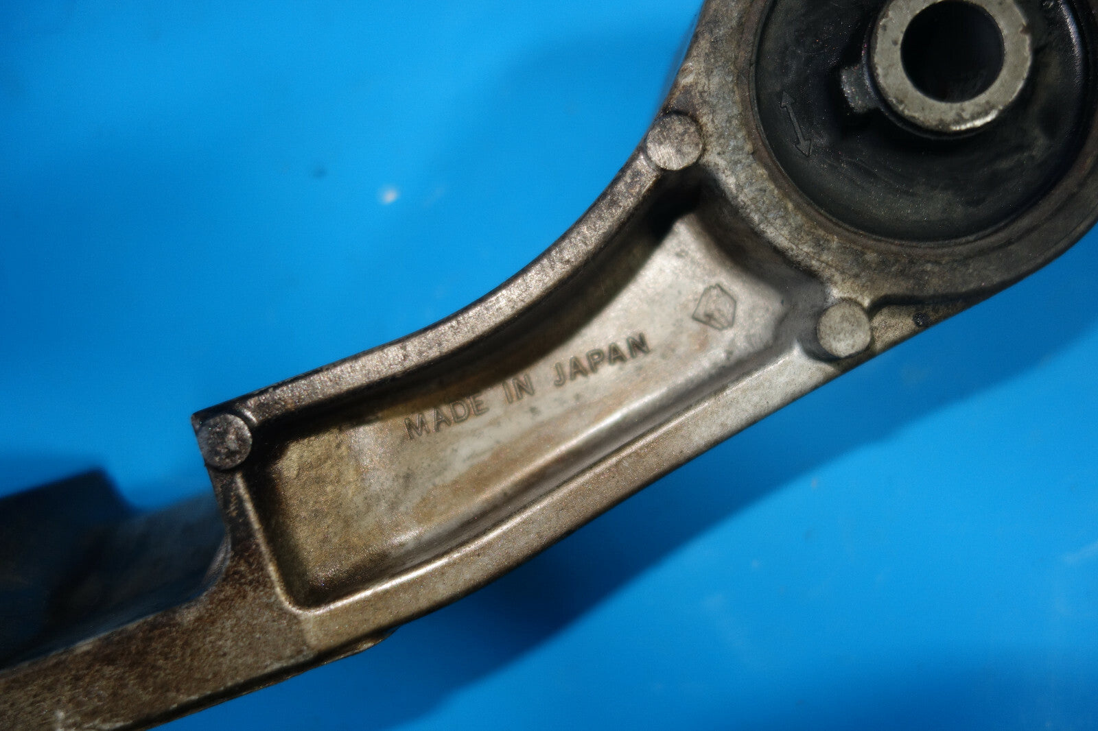 JDM Subaru Legacy Outback Spec-B Aluminium Rear Differential Mount Bracket 05-09