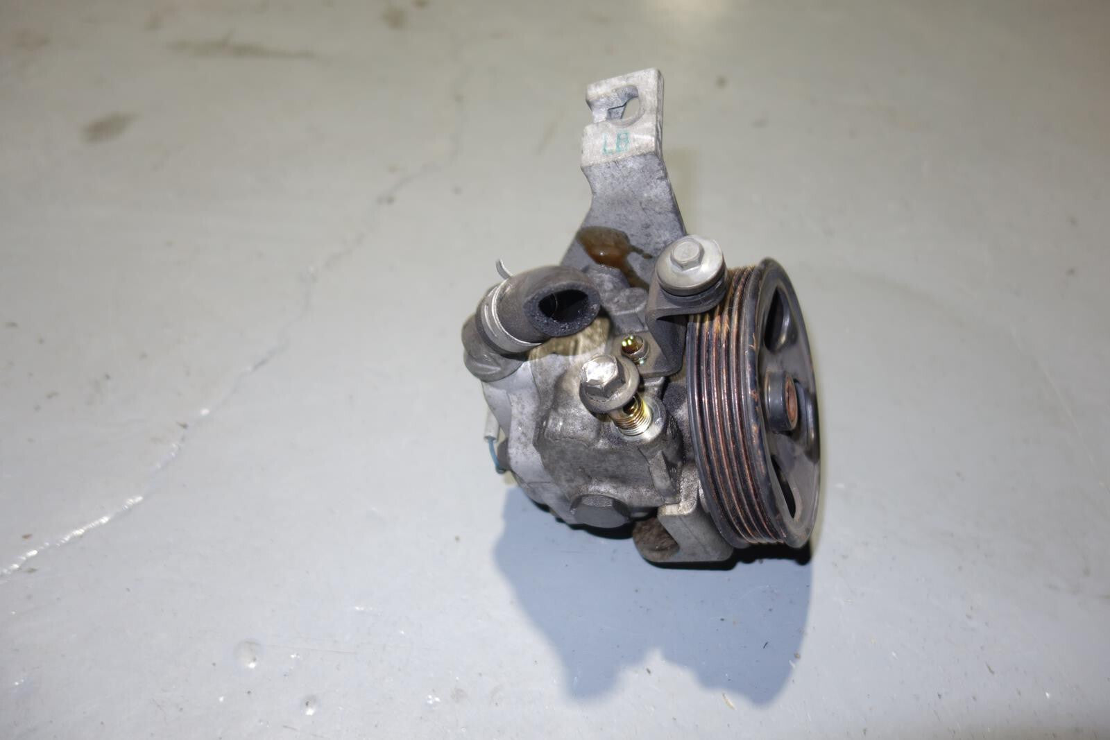 JDM Subaru Legacy B4 EJ208 EJ206 Twin Turbo Power Steering Pump 2000-2004