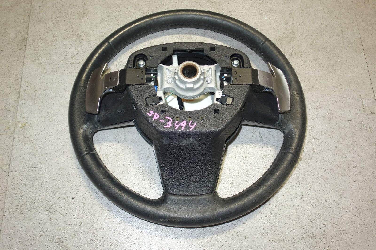 JDM 2010-2014 SUBARU LEGACY OUTBACK BR9 STEERING OEM WHEEL HUB 2010-2014 JD3494