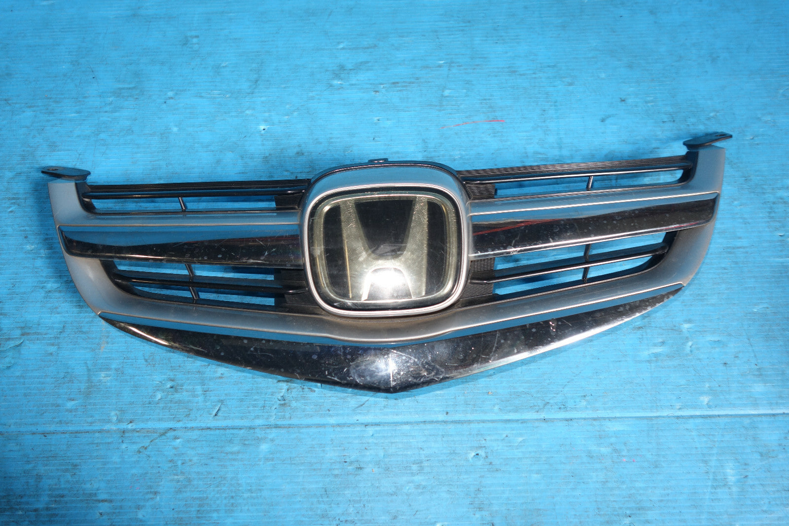 JDM Acura RL OEM Front Grille Grill Emblem Moulding 2005-2008 Honda #5749