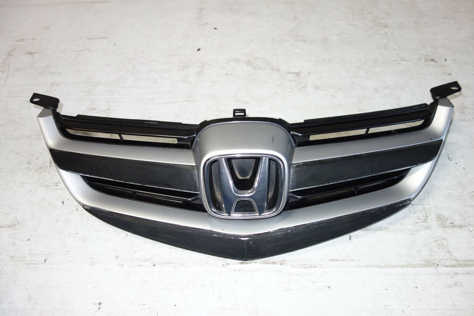 JDM 2005-2008 GENUINE ACURA RL OEM FRONT GRILLE KB1 GRILL Fits: ACURA RL KB1