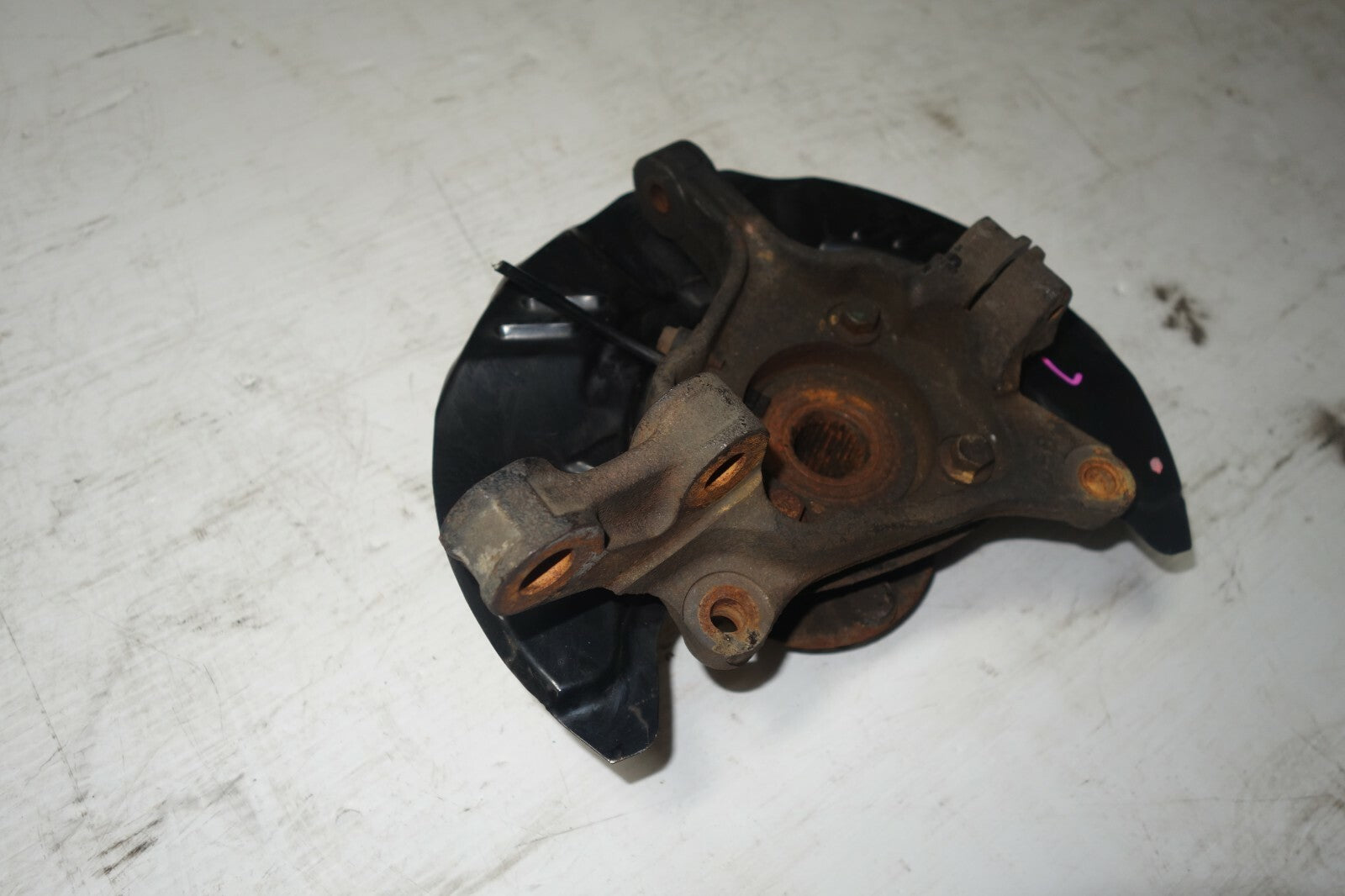 JDM 2013-2014 SUBARU XV GROSSTREK OEM FRONT LEFT SPINDLE HUB KNUCKLE BEARING