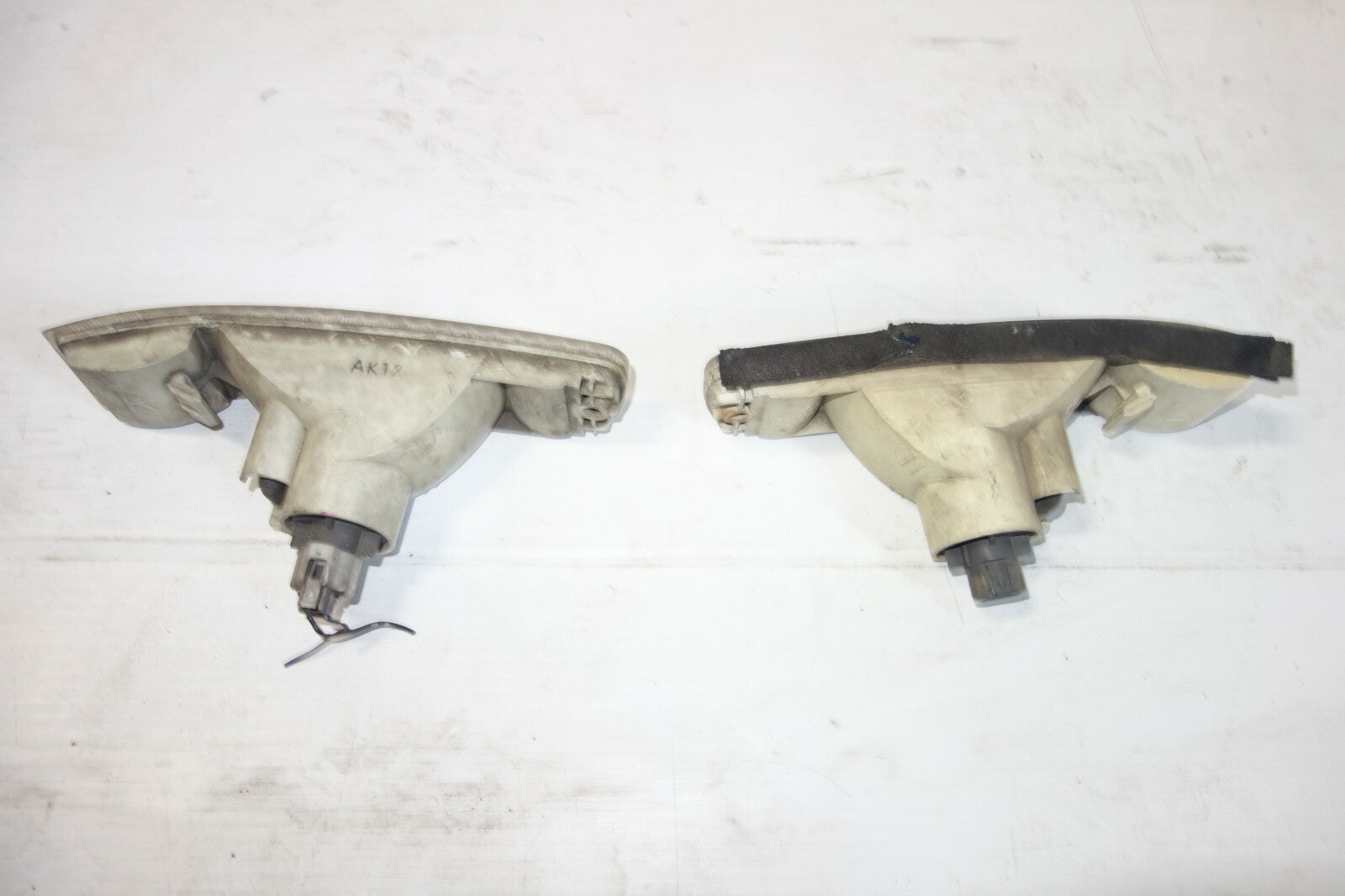 JDM Honda Prelude BB4 OEM Front Bumper Outer Signal Lights 1992-1996 Left Right