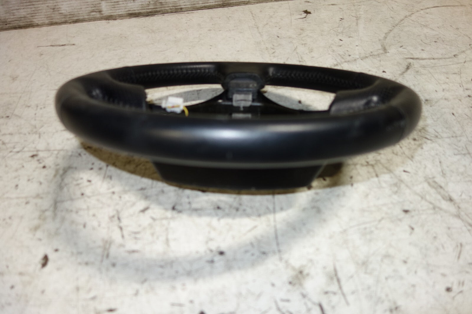 JDM 2000-2005 TOYOTA CELICA  STEERING WHEEL ZZT231 ZZT230