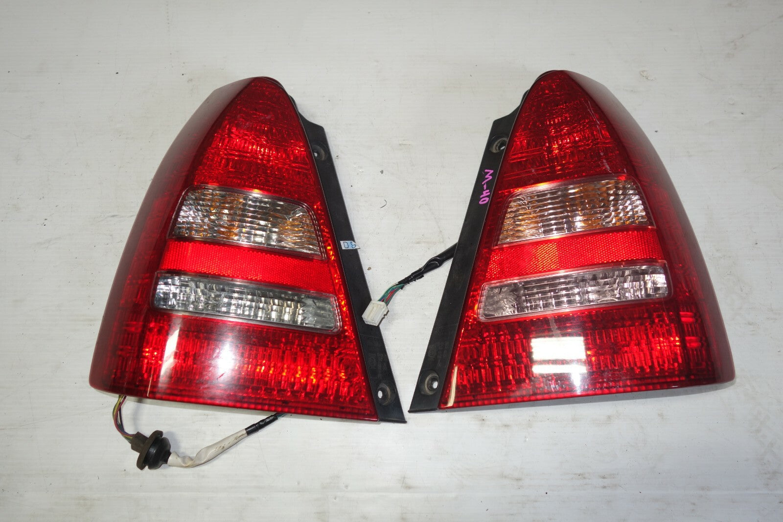 JDM 2003-2005 SUBARU FORESTER SG5 SG OEM TAIL LIGHTS LAMPS LEFT & RIGHT SIDE SET