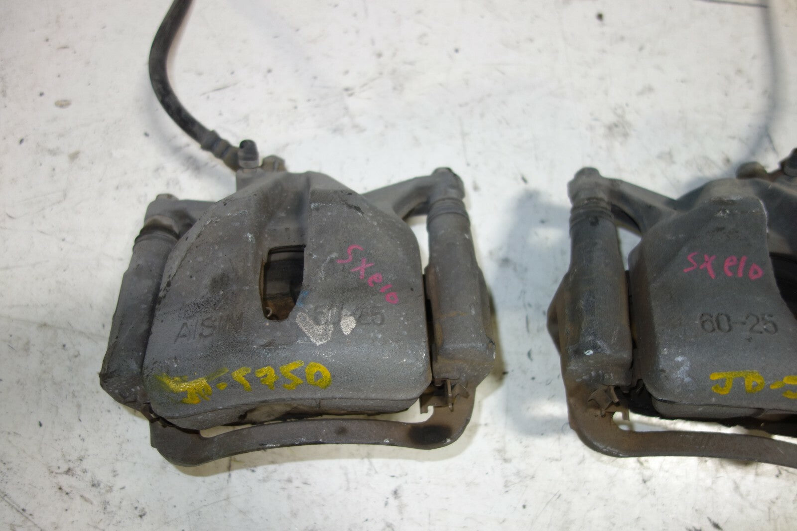 JDM Toyota Crown Brake Calipers MK2 Front Left & Right JZS171 OEM Japan