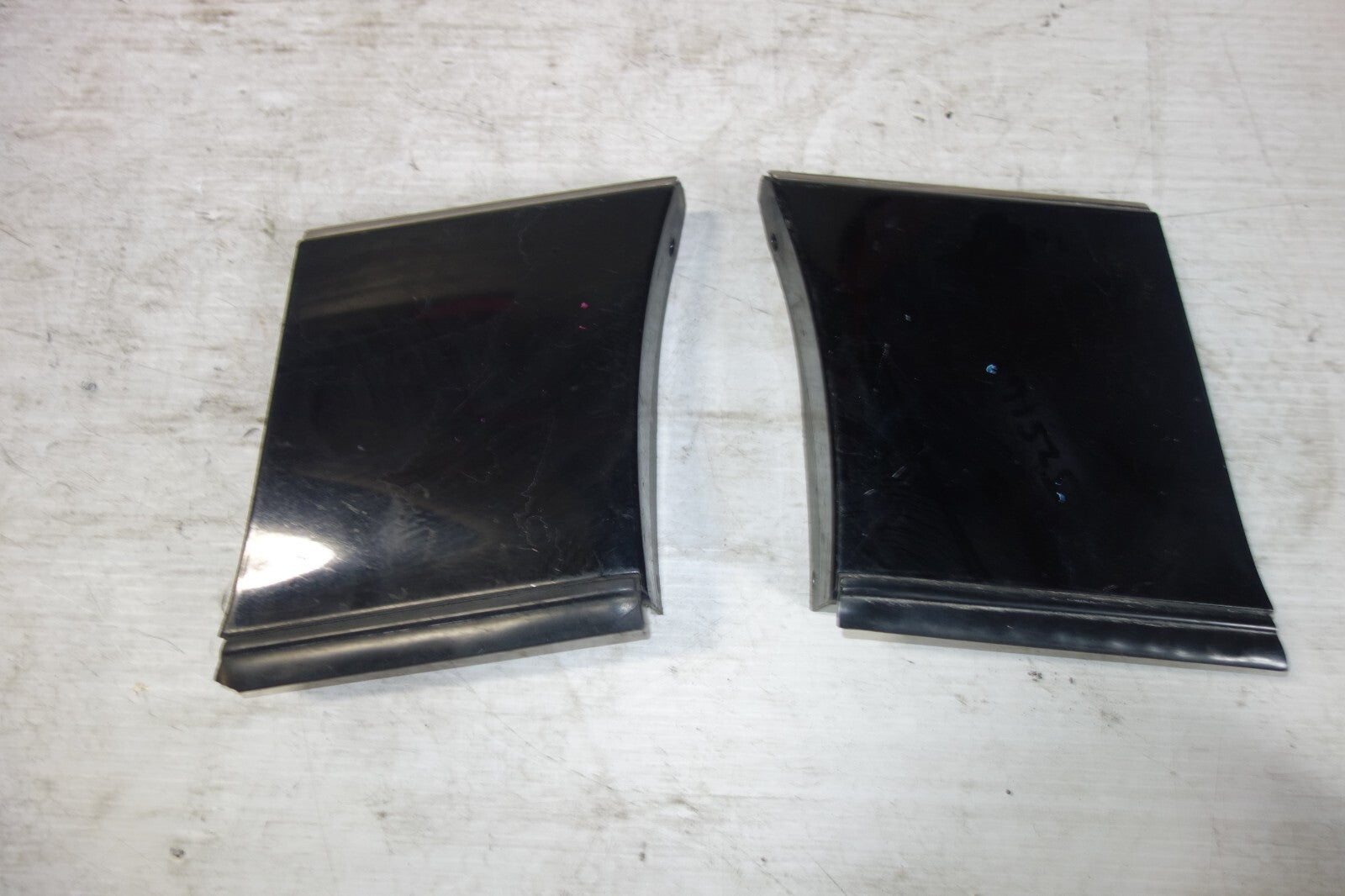 JDM TOYOTA LEXUS GS300 OEM FRONT FENDER MOULDING TRIM COVER ARISTO JZS161 98-05