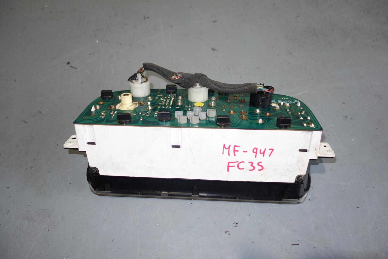JDM 1986-1991 MAZDA RX-7 RX7 FC3S GAUGE CLUSTER 5SPEED SPEEDOMETER KM/H MF-947