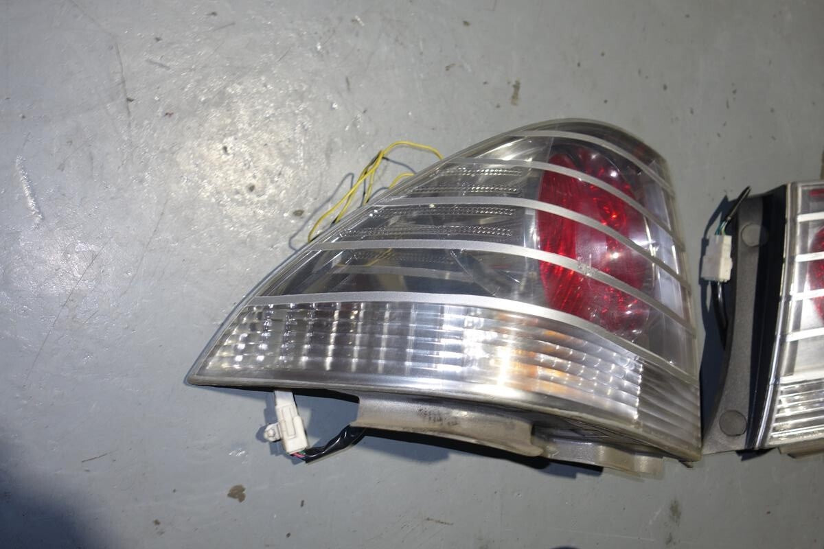 JDM LEXUS IS300 2001-2005 TAIL LIGHTS TOYOTA ALTEZZA SEX10 TAIL LAMP 2001-2005