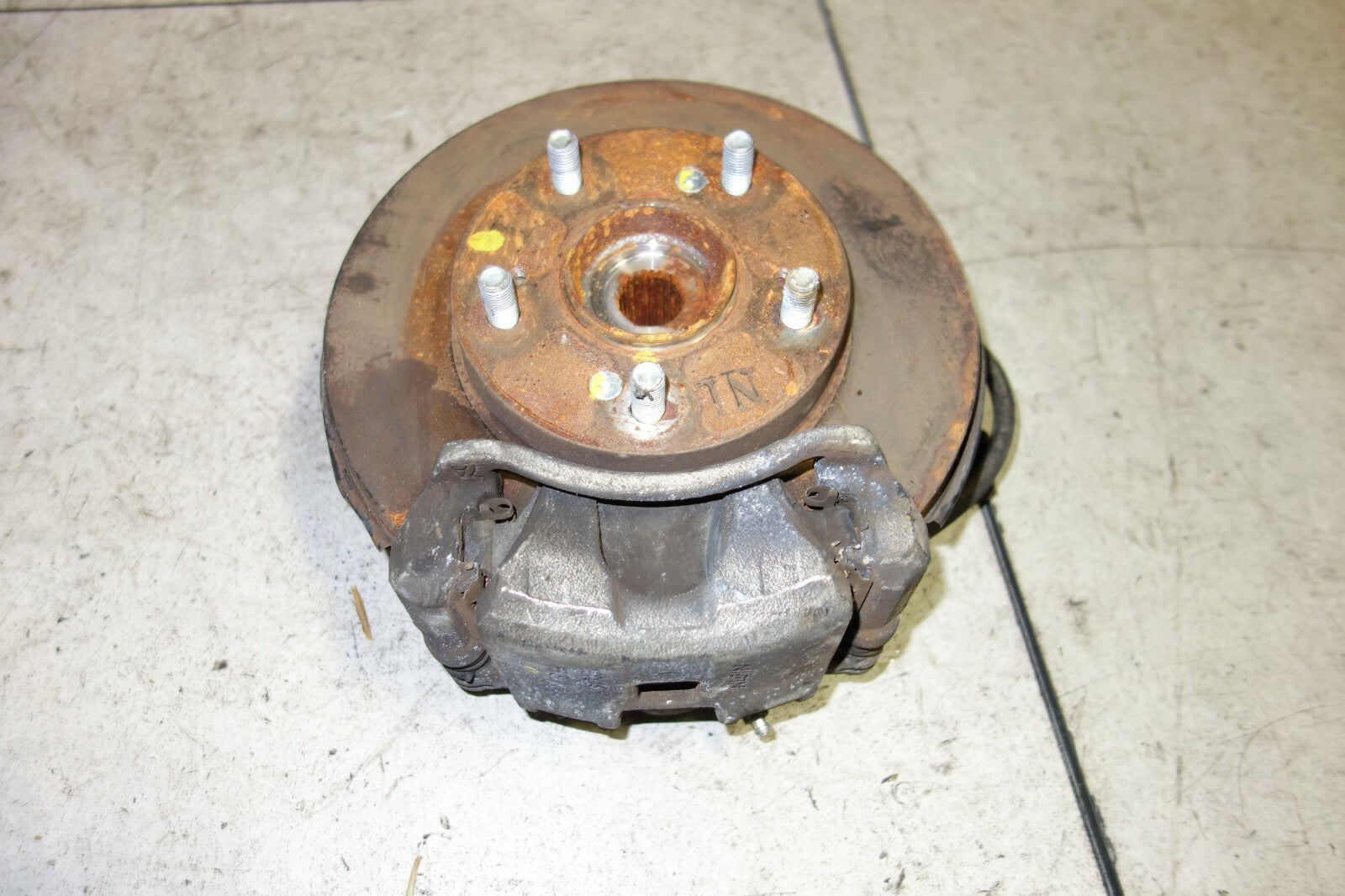 JDM 06-11 FD1 HONDA CIVIC / CSX OEM FRONT RIGHT KNUCKLE HUB SPINDLE SUSPENSION