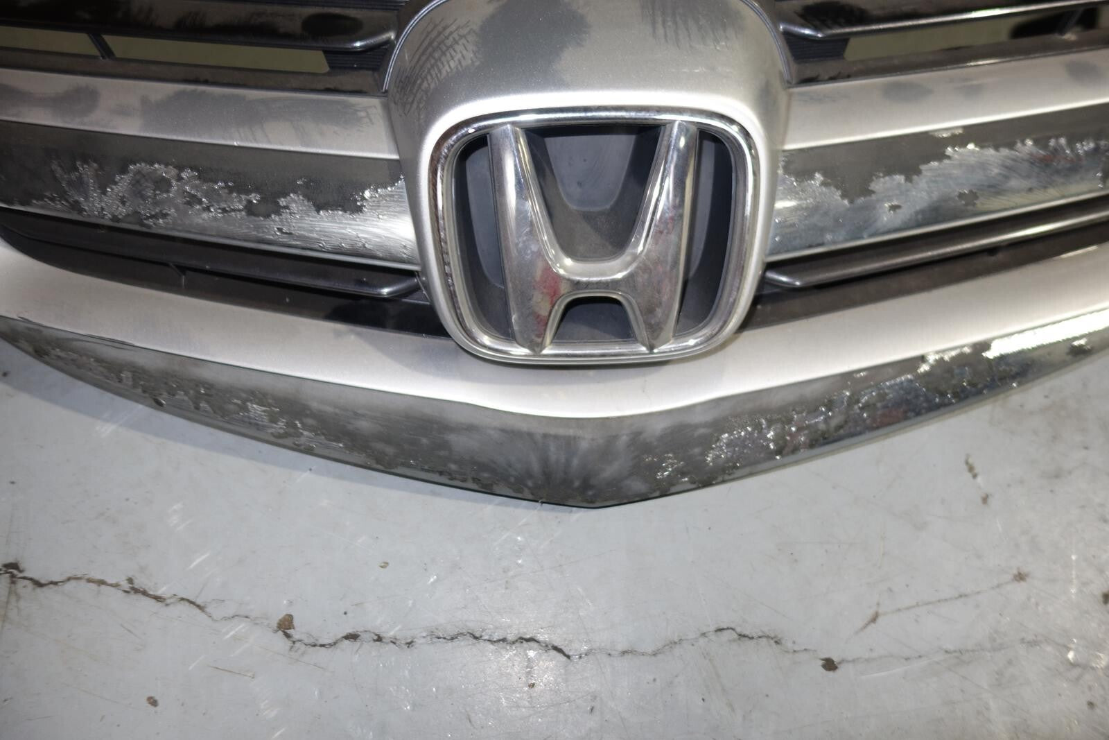 JDM 2005-2008 GENUINE ACURA RL KB1 OEM FRONT GRILLE HONDA LEGEND KB1 GRILL