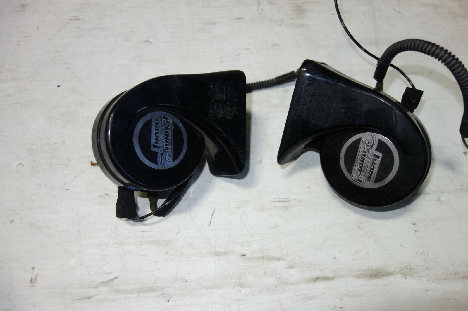 JDM 2000-2003 LEXUS RX300 JHORN POWERD USED OEM HORN 0140154015 RX-300 HORNS