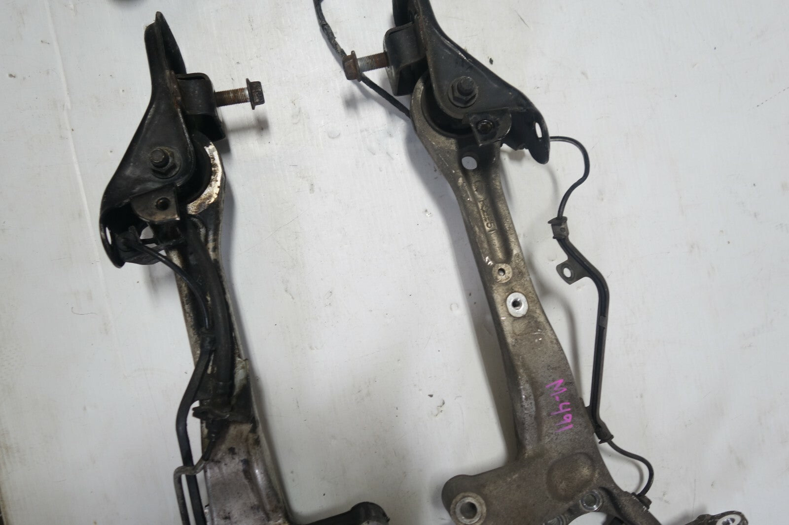 JDM 2005-2009 SUBARU LEGACY OEM REAR ALUMINUM SPEC-B CONTROL ARM TRAILING ARM