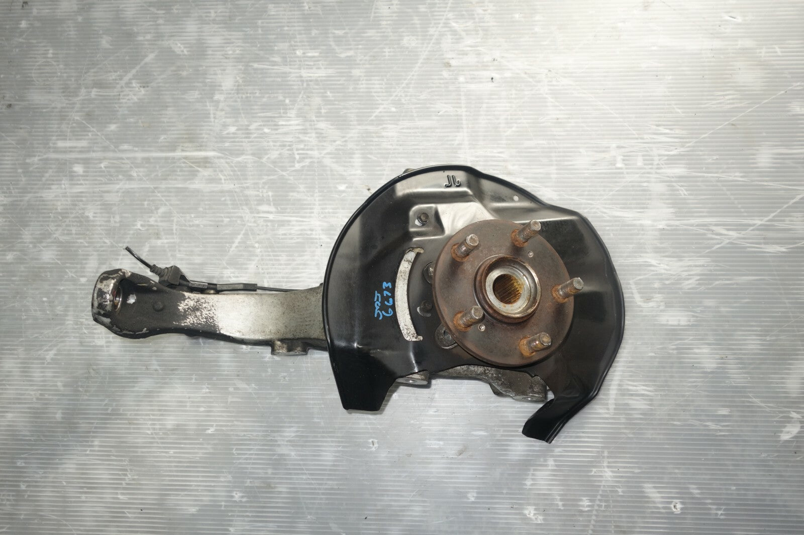JDM 2005-2012 ACURA RL KB1  OEM FRONT LEFT WHEEL HUB BEARING SPINDLE KNUCKLE