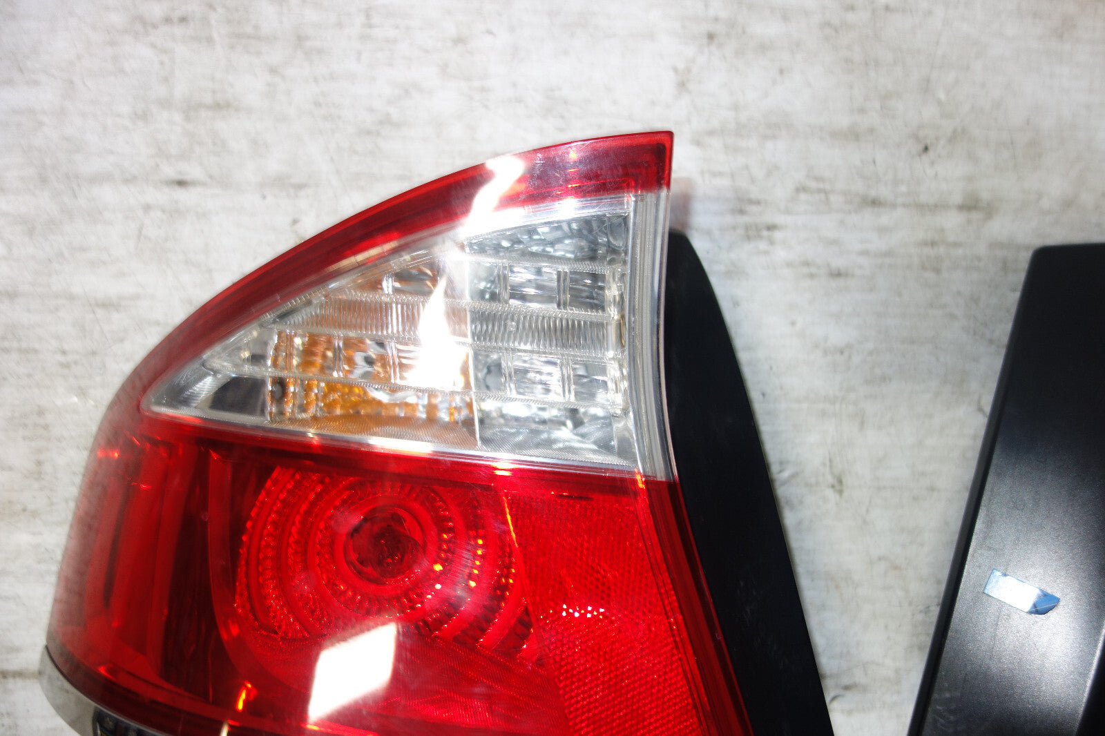 JDM Subaru Legacy OEM Left & Right Tail Lights Lamps Sedan LH RH 2008-2009 #5888