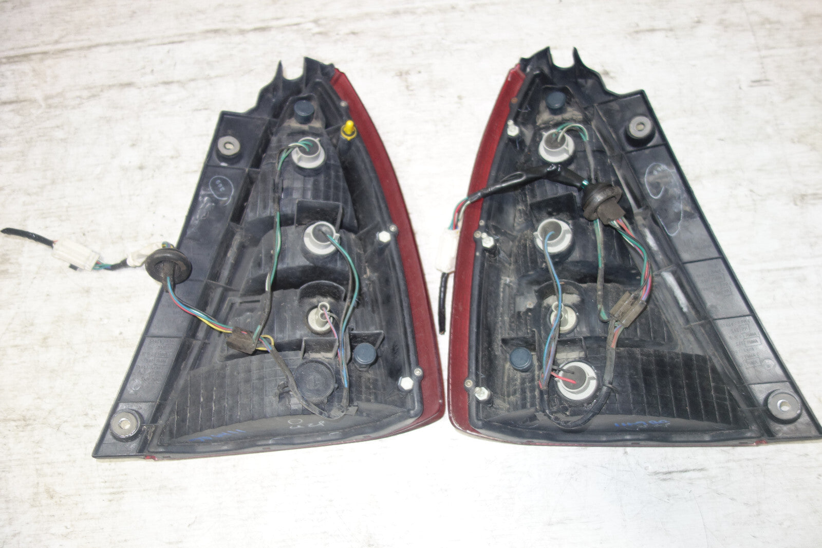JDM Subaru Forester OEM Tail Lights Lamps Pair Right & Left JDM SG5 2003-2008