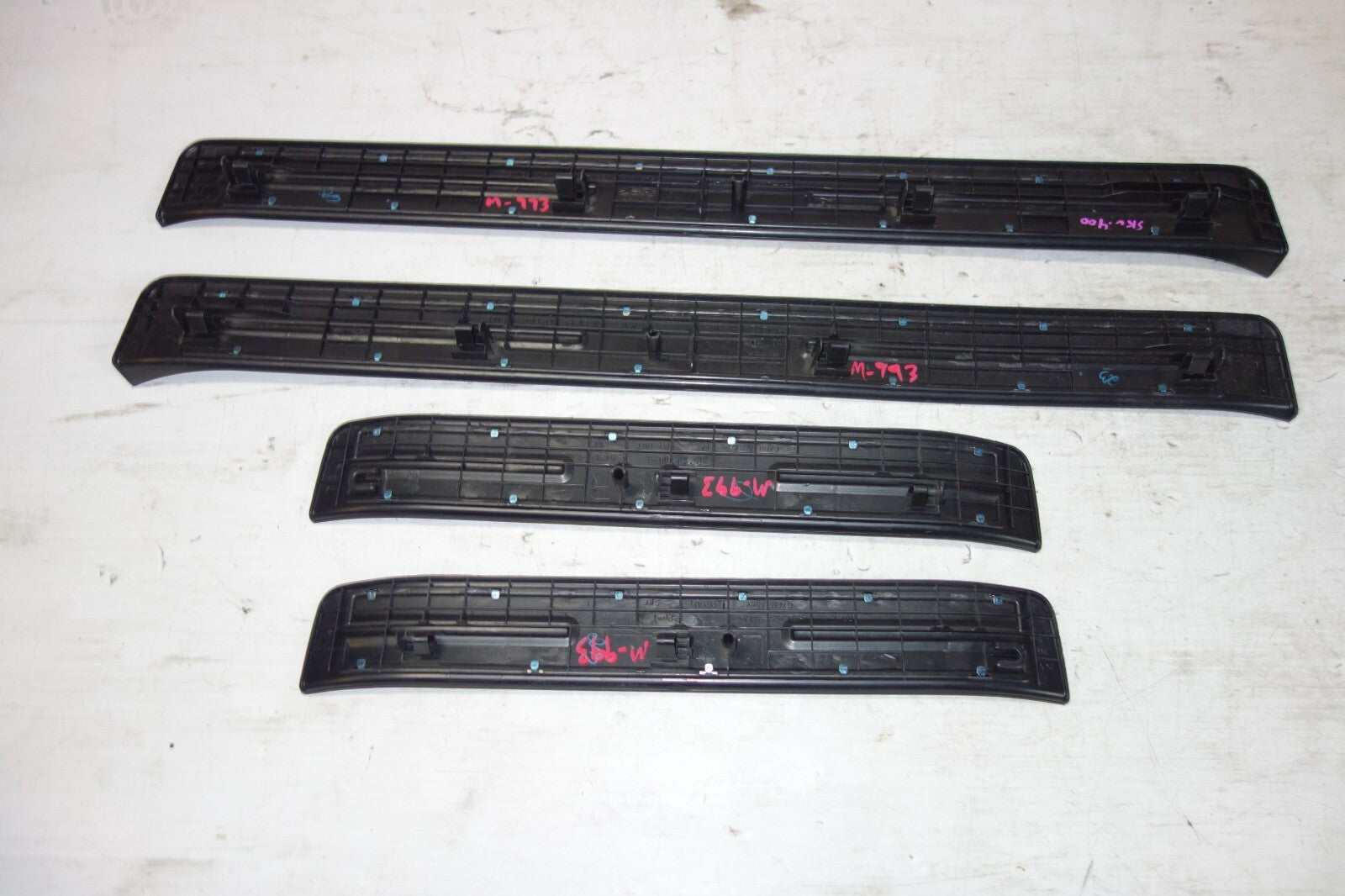 JDM ACURA RL HONDA LEGEND KB1 OEM DOOR SILLS TRIM SCUFF PLATES SIDE STEPS 05-08
