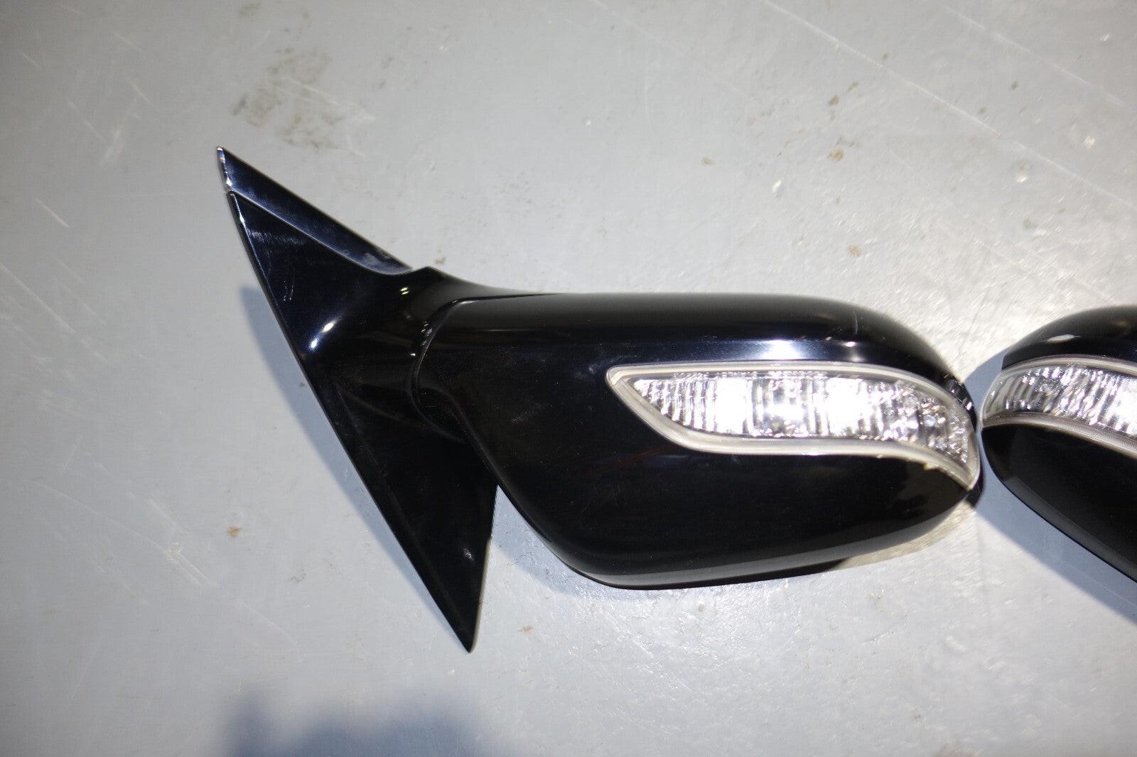 JDM Acura RL OEM Power Folding Side Mirrors Signals KB1 2005-2008 MF-1266