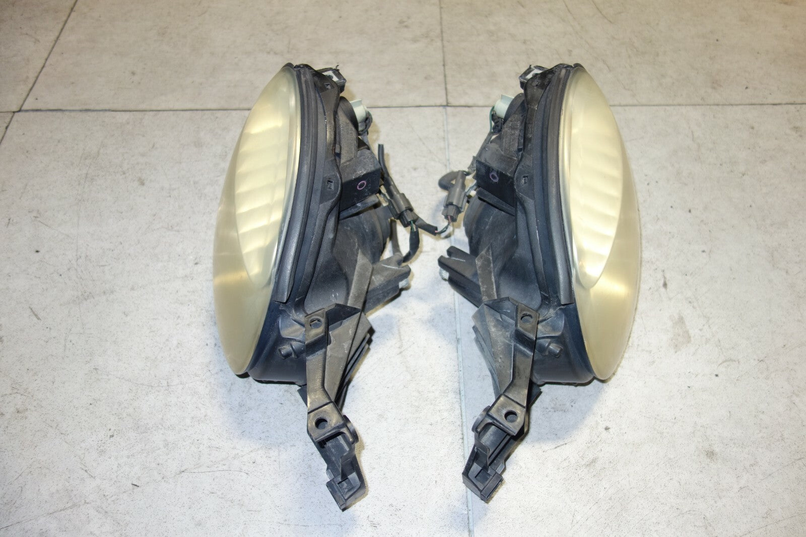JDM Subaru Impreza Front Headlights Pair OEM Geuine Direct Fit 2002 2003