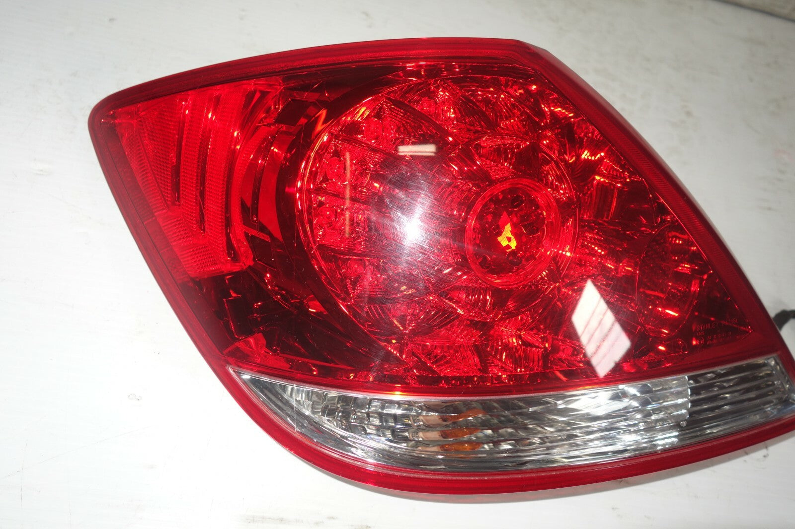 JDM 2005-2008 ACURA RL KB1 OEM LEFT TAIL LIGHT GENUINE TAILLIGHT LAMP ORIGINAL