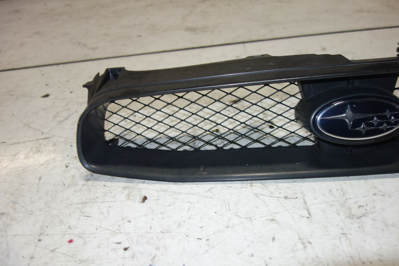 JDM Subaru Impreza WRX STi Outback Sport TS RS Front Grille 2004-2005 Grill V8