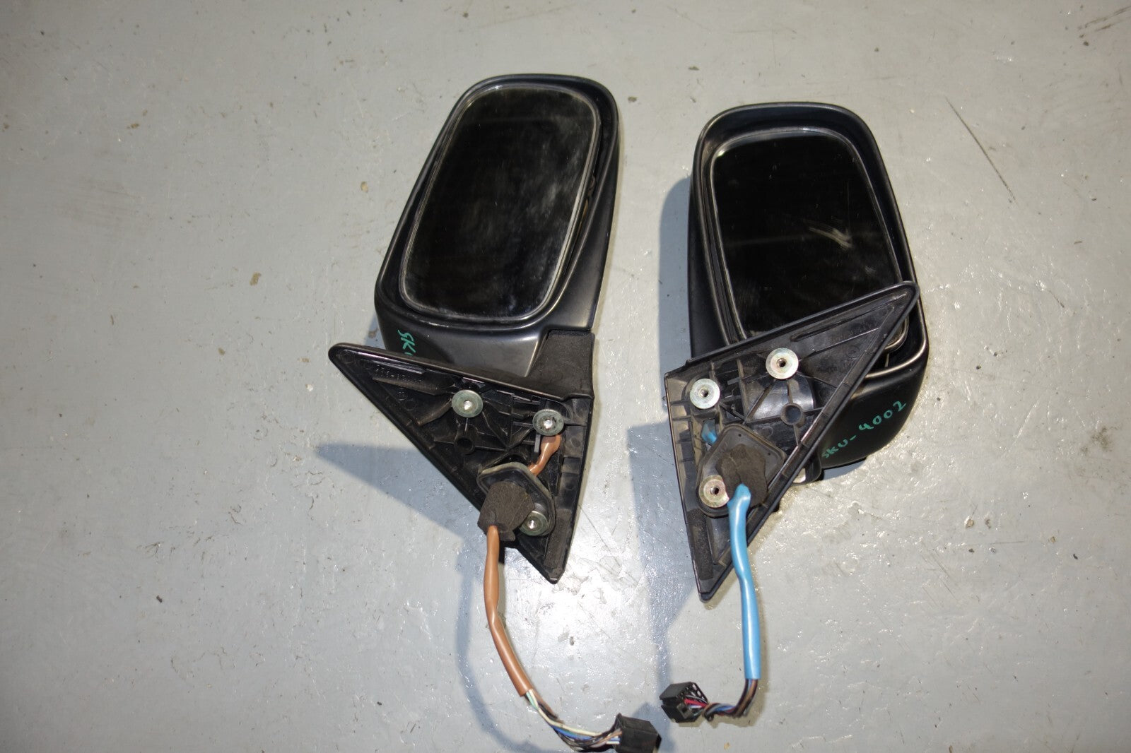 JDM Subaru Forester SG5 OEM Power Folding Mirrors Set Auto Flip 2003-2005