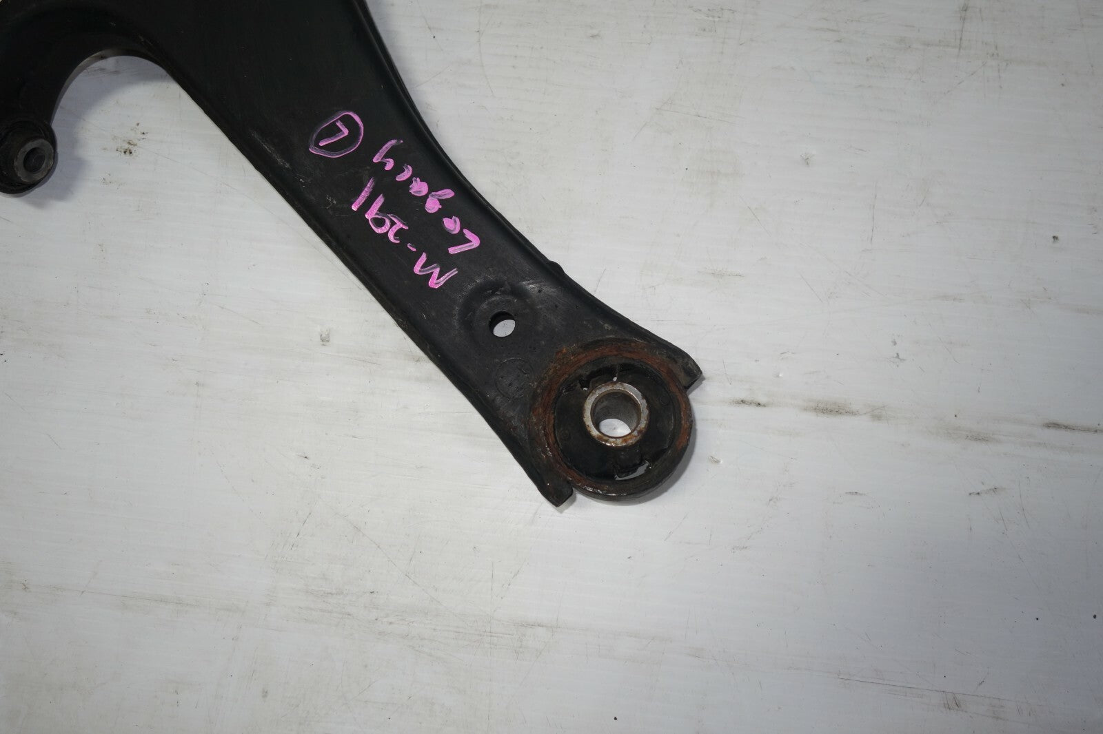 JDM 2005-2009 SUBARU LEGACY OUTBACK OEM STEEL FRONT LEFT LOWER CONTROL ARM
