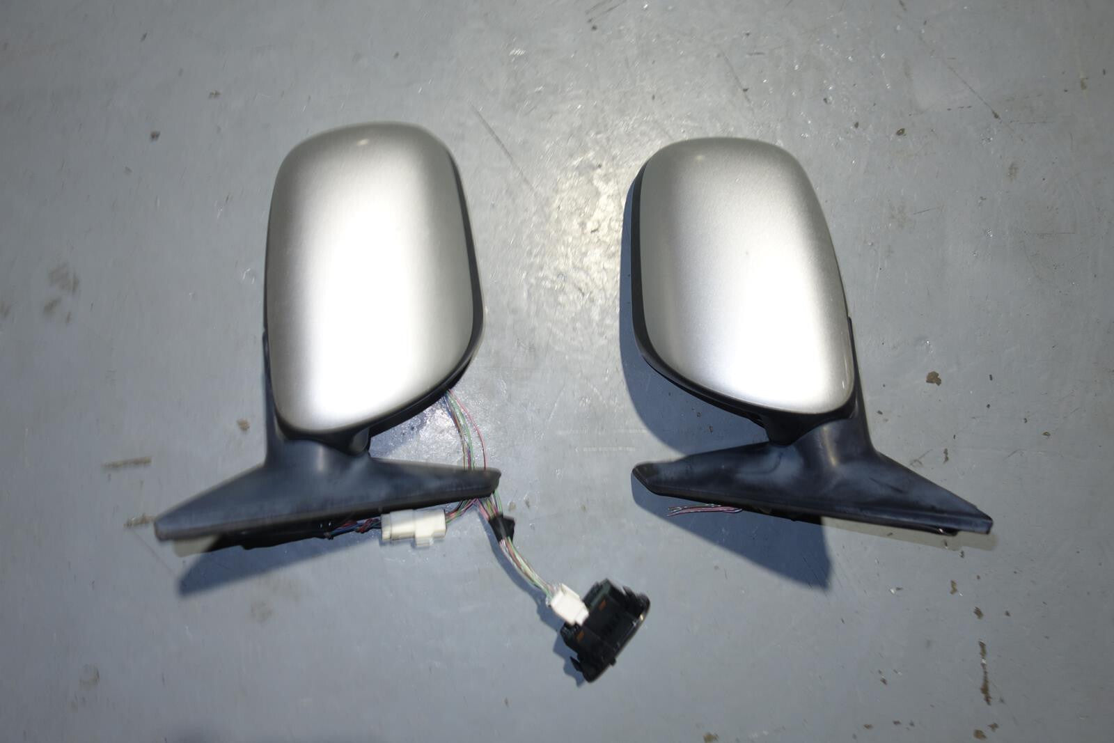 JDM Toyota Altezza Lexus IS300 Power Folding Mirrors Switch 2001-2005 SXE10 IS