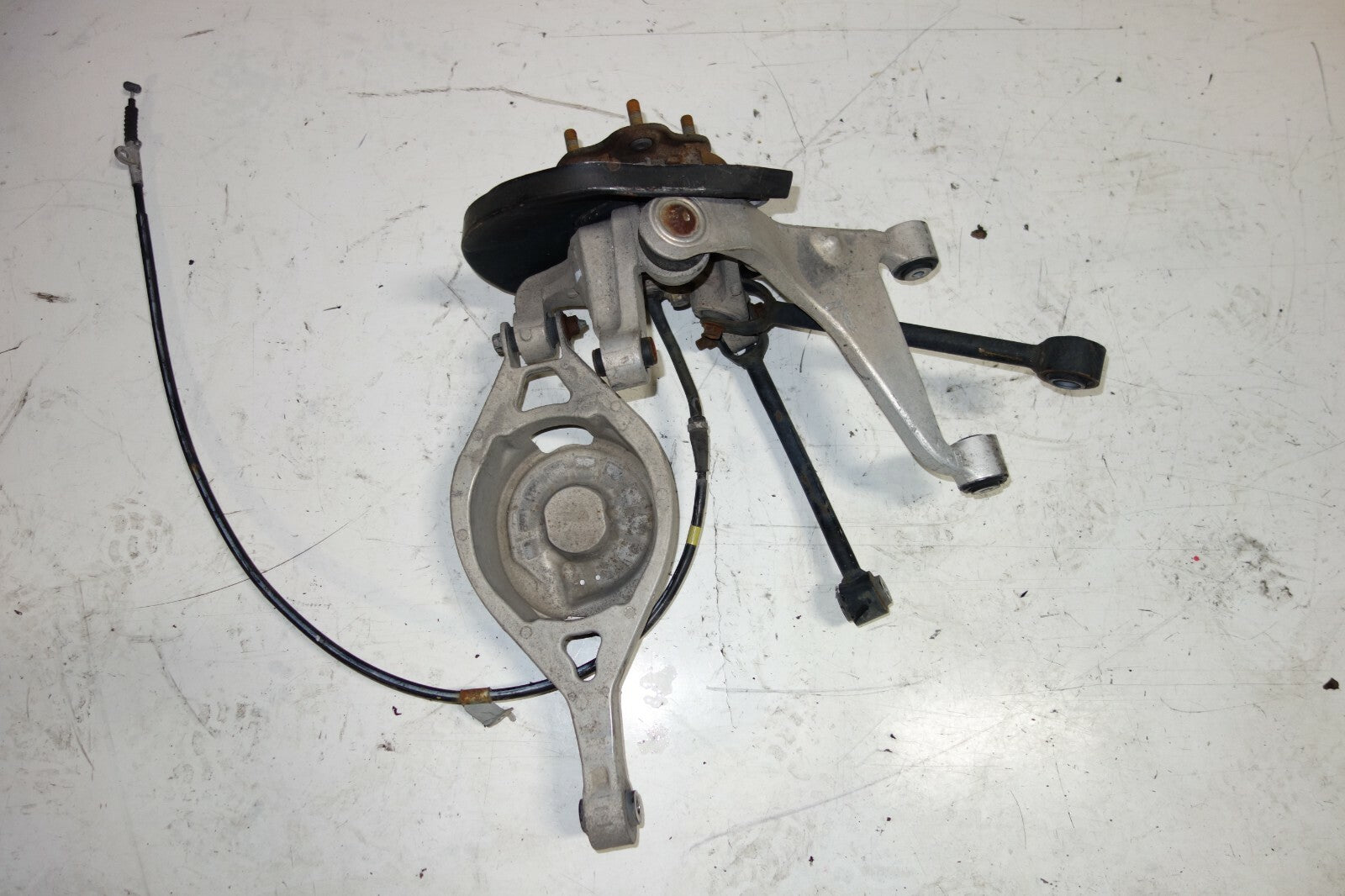JDM Infiniti G35 Rear Right Spindle Wheel Hub Control Arms 2003-2007 Coupe