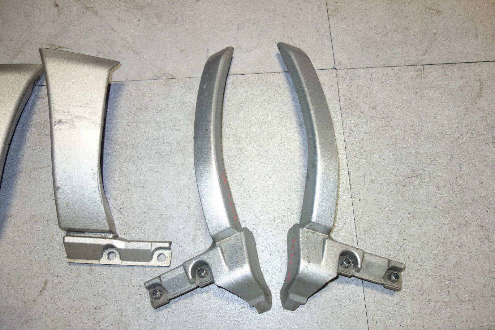 JDM Subaru Forester STi OEM Side Skirts Fenders Fillers 1998-2002 with JDM SF5