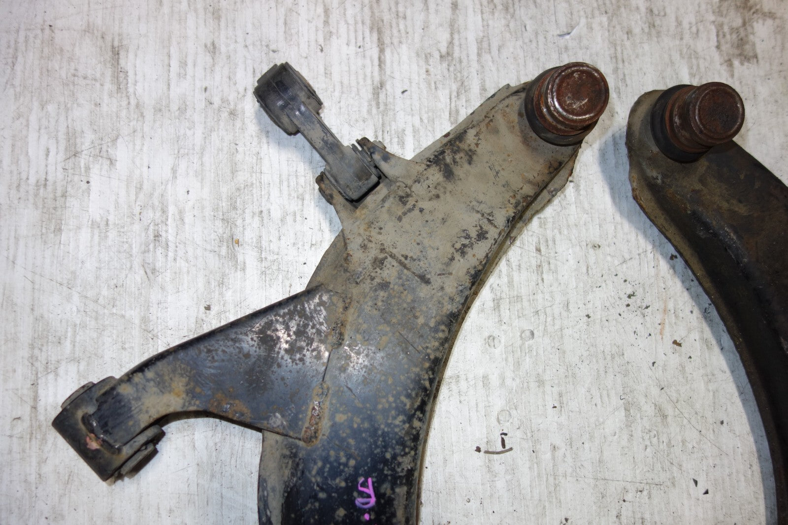 JDM 1993-2001 SUBARU IMPREZA WRX GC8 OEM FRONT LOWER CONTROL ARM SUSPENSION